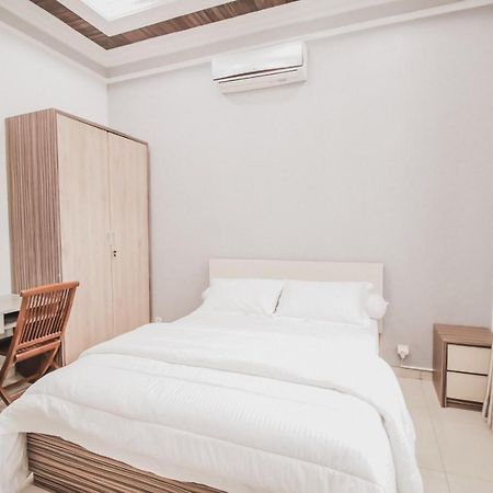 Stay Inn Pasteur Bandung, Husein Sastranegara Airport Экстерьер фото